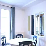 - Le Square דירה לה האברה