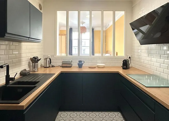 - Le Square Apartament Hawr